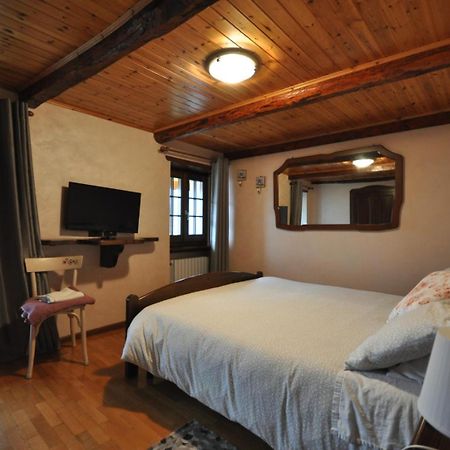 Cat Marvei Apartment Villadossola Exterior photo