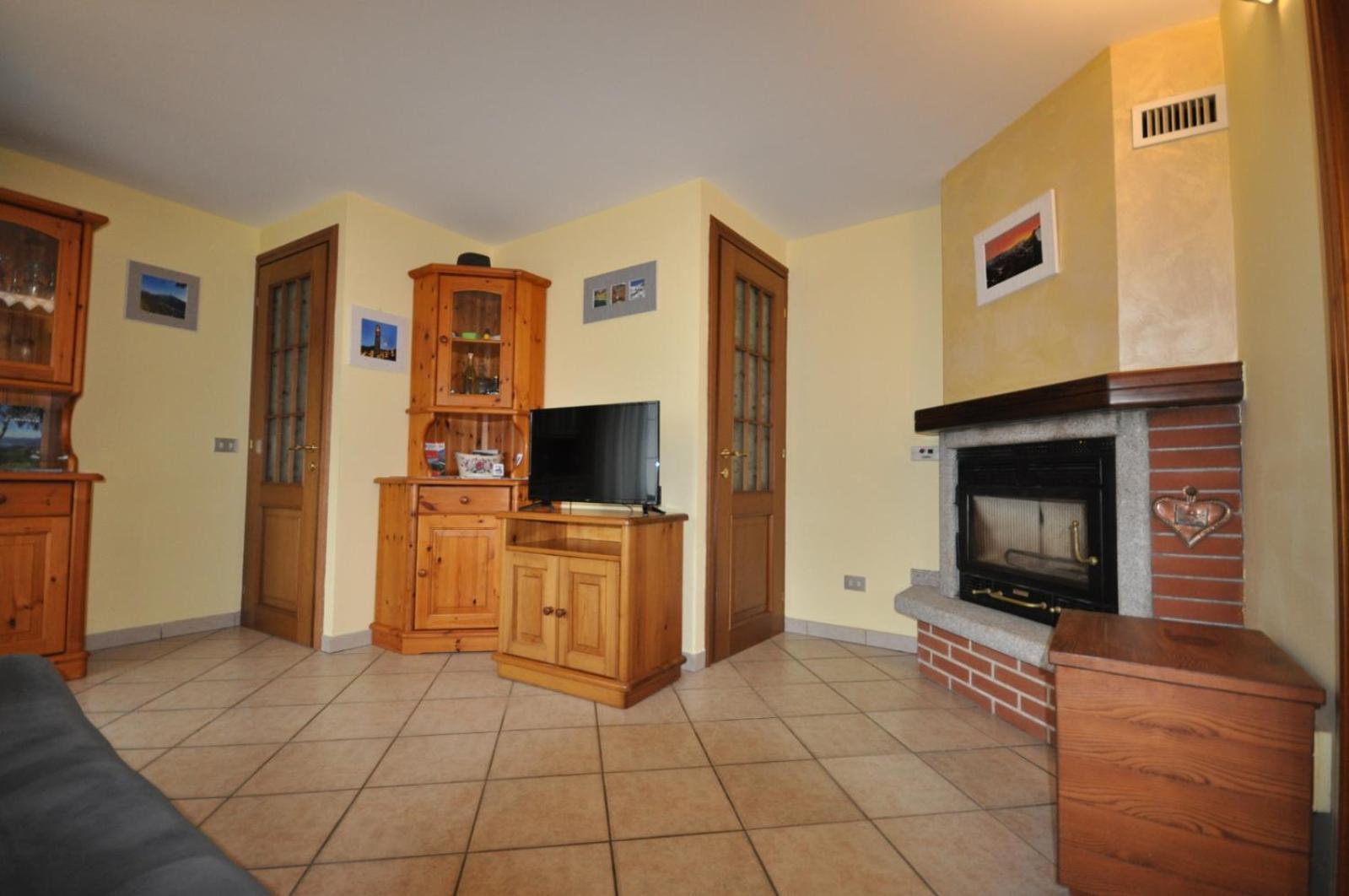 Cat Marvei Apartment Villadossola Exterior photo